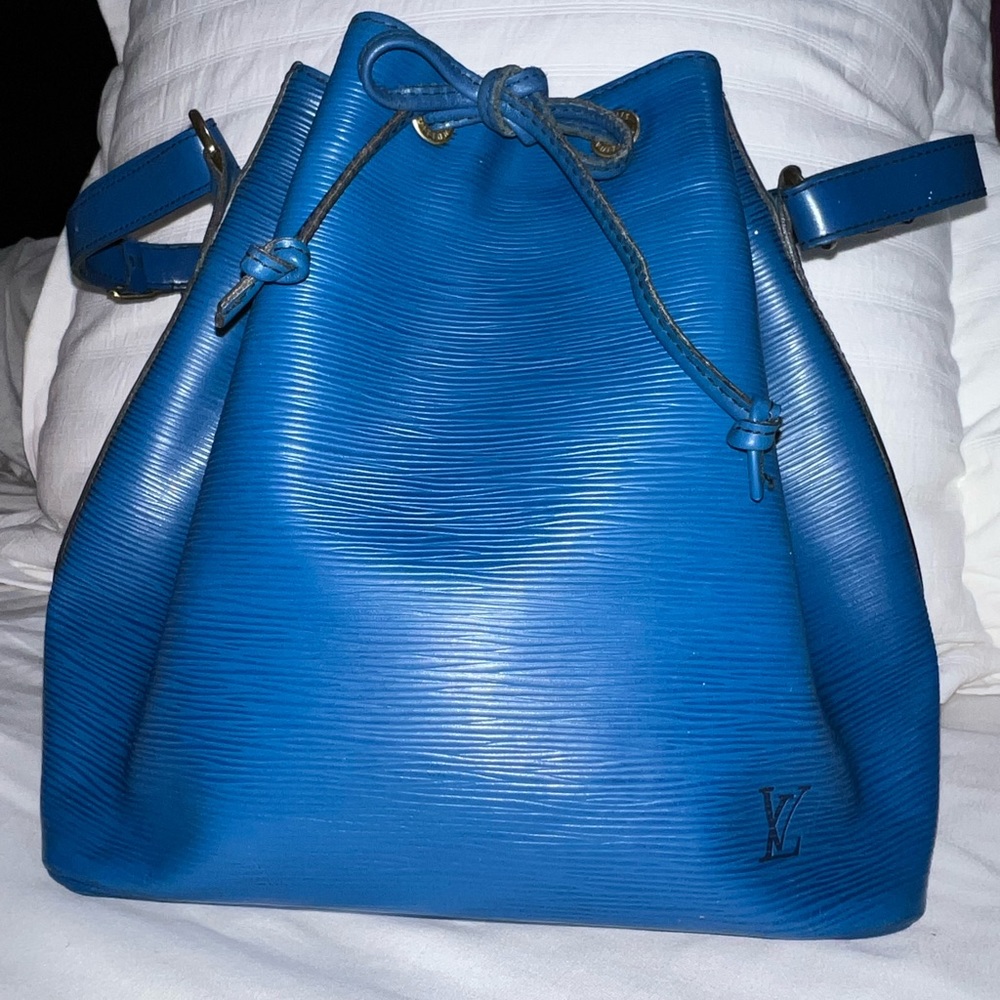 Louis Vuitton bag